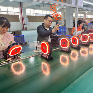 Ventilateur de camping rechargeable en plastique 16000 mAh avec lumière, <span class=keywords><strong>4</strong></span> vitesses, télécommande, oscillation automatique, fonction minuterie, 3 niveaux de luminosité - Product Image 3