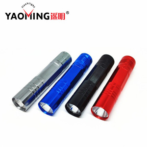 Mini linterna de alta potencia, 800mAh, luz blanca Led recargable, portátil, para uso en exteriores y en el hogar, carga rápida tipo C - Product Image 3