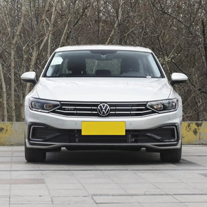 Meilleur <span class=keywords><strong>prix</strong></span> FAW <span class=keywords><strong>Volkswagen</strong></span> Magotan <span class=keywords><strong>GTE</strong></span> 4 portes 5 places, voitures d'occasion pour usage familial - Product Image 1