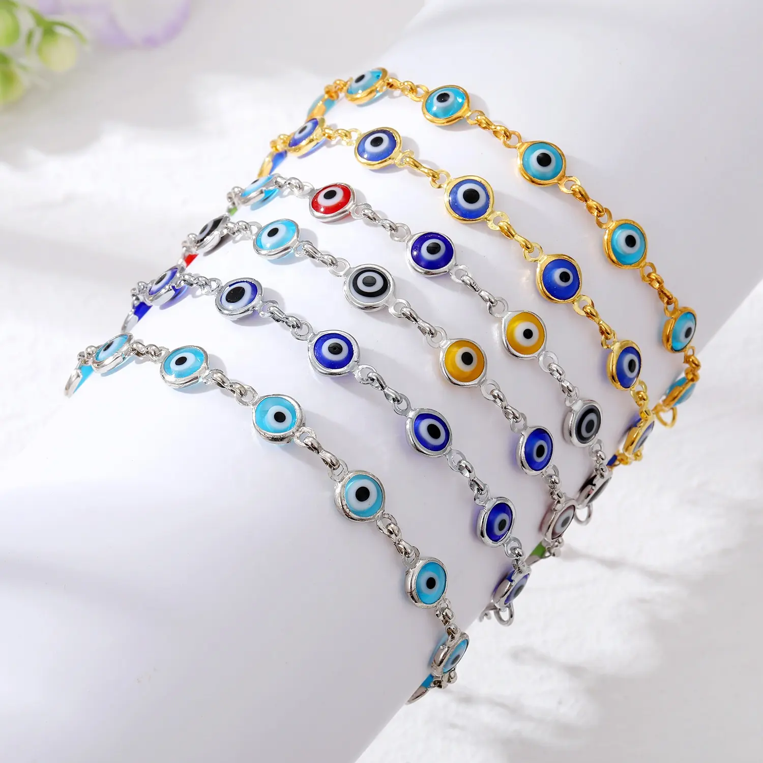 Venta al por mayor de moda Evil Eyes mujeres Blue Evil Eyes Charm pulsera joyería ajustable 18K chapado en oro turco Evil Eyes pulsera