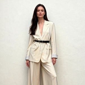 Blazer da Donna Monopetto in Maglia Lunga Oversize con Bordi in Pizzo e Spacco, Design a Parole Separate - Product Image 1