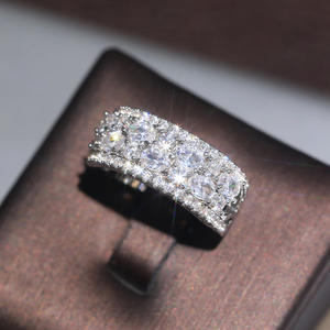 Anello da Donna T0325 in Oro Bianco con Diamante Taglio Brillante Rotondo Colore G Naturale Classico per Matrimonio - Product Image 1