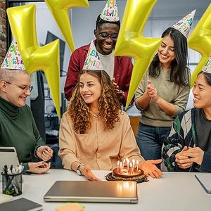 Ballons en feuille d'aluminium dorés en forme de foudre, ballons en mylar brillants en forme de foudre pour la décoration d'anniversaire de super-héros pour enfants - Product Image 4