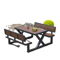 Ensemble de table à manger de jardin moderne pour l'extérieur, résistant à l'eau, en fer et bois, pour usage en restaurant