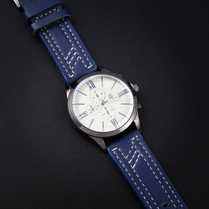 Reloj de pulsera de cuero para hombre, reloj de cuarzo sencillo y elegante para estudiantes, reloj de hombre moderno y deportivo al por mayor. - Product Image 5