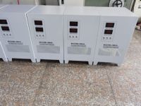 Alimentation électrique à tension constante 220V, stabilisateur de tension monophasé industriel AVR TND-20KVA en stock