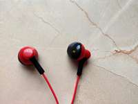 Headphone berkabel dengan mikrofon, Headset desain baru tahun 2020 Earphone harga rendah