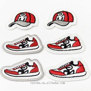 Patchs brodés personnalisés avec logo sur mesure, patchs en gros, patchs à coudre, patchs brodés personnalisés par un designer - Product Image 1