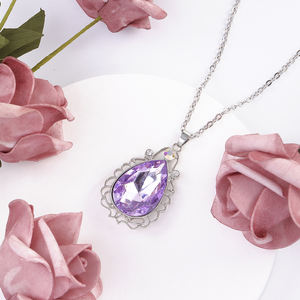 Película periférica mágica piedra preciosa moda joyería collares púrpura amuleto niños colgante al por mayor - Product Image 1