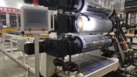 Rodillo de Calendrado de Tres Rodillos Personalizado con Motor de Alta Precisión y Control PLC Siemens para Láminas Antideslizantes para Techos
