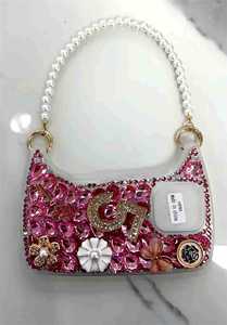 Pour <span class=keywords><strong>iPhone</strong></span> 15 Pro Max pur artisanal incrusté de diamants pomme à la mode chaîne suspendue petit sac à bandoulière étui de téléphone - Product Image 3