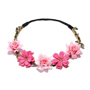 Fascia per capelli floreale in tessuto elastico con rosa <span class=keywords><strong>di</strong></span> seta e piccolo fiore Cosmos per accessori per capelli da tutti i giorni, matrimoni e viaggi - Product Image 5
