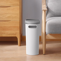 Poubelle de salle de bain sur pied 10L avec système de pression, mini-conteneur en plastique pour déchets domestiques