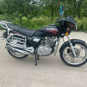 Motocicleta <span class=keywords><strong>Suzuki</strong></span> Modelo <span class=keywords><strong>125</strong></span> - Duradera, Ahorradora de Combustible, Ideal para Transporte de Carga y Ocio, Personalizable - Product Image 1