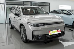 Achetez les véhicules électriques chinois les plus vendus : Leapmotor C10, SUV 5 portes 5 places, autonomie étendue, 231 ch, hybride, 501-600 km NEDC, <span class=keywords><strong>batterie</strong></span> 70-90 kWh - Product Image 3