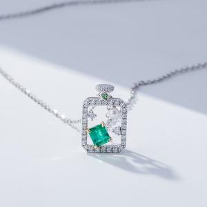 Collar con Colgante de Plata de Ley 925 Chapado en Oro de 18K con Números 23 con Incrustaciones de Diamantes, Estilo Minimalista Personalizado para Mujer, Wenchi - Product Image 2