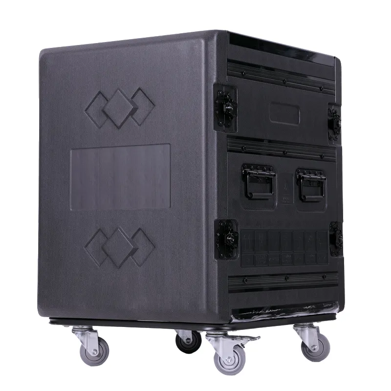 PC 効率的な冷却ソリューション： 5Uラックケース