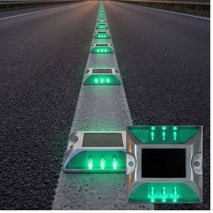 Marqueur de chaussée surélevé en aluminium IP68 à LED, réflecteur solaire œil de chat pour la signalisation des courbes autoroutières - Product Image 1