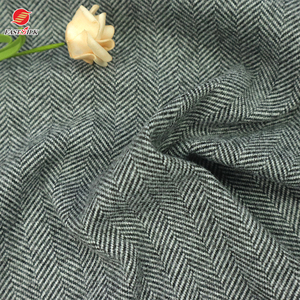 Tissus et Textiles <span class=keywords><strong>Doux</strong></span> En Gros 100 Polyester Polaire Brossé Vêtements Tissu Pour Manteau D'hiver et Veste - Product Image 2