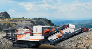 Haute efficacité monté sur chenilles Mobile concasseur à mâchoires usine moteur à courant alternatif haute carrière minière roche pierre Construction recyclage des déchets - Product Image 4