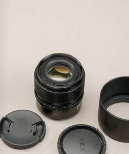 Lente teleobjetivo principal de precio bajo Sigma 90mm f2.8 DG DN Contemporary con montura E para cámaras sin espejo de fotograma completo. - Product Image 2