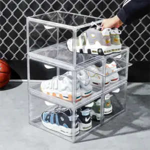 2023 boîtes à chaussures en plastique magnétiques transparentes boîte de baskets personnalisée avant de chute boîte de rangement de chaussures transparente empilable en acrylique