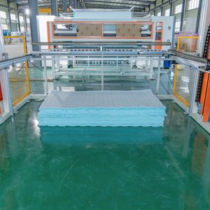 Empileur de coupe ultrasonique en tissu matelassé, machine automatique d'empilage de tissu de couverture de matelas textile à la maison - Product Image 5