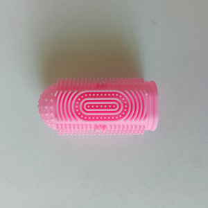 Cepillo de dientes de dedo de silicona anticálculos de lujo para perros Suministros de limpieza para el cuidado bucal de mascotas - Product Image 6