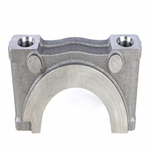 Pièce en aluminium moulé par gravité sur mesure pour la fabrication, finition argentée - Product Image 1