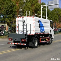 Prix de vente direct du camion-citerne Foton 7000L pour le pulvérisation routière et l'arrosage des jardins, directement du fabricant
