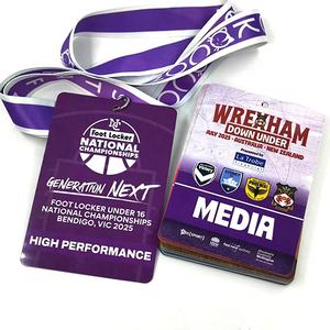 Precio de fábrica OEM Sublimación Evento Exposición Plástico <span class=keywords><strong>Pvc</strong></span> Doble cara Empleado Tarjeta de identificación Cuello Cordón y pase - Product Image 1