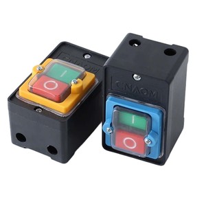 Interrupteur à bouton-poussoir de commande industrielle YiHe, étanche IP65, 380V 10A 1NO1NC, construction en plastique et cuivre - Product Image 1