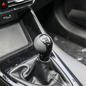 Vente chaude Roewe I5 2022 1.5L Manuel Edition Tranquillité d'esprit Essence SUV 4 portes 5 places Haute qualité Bon prix - Product Image 5