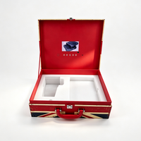 Boîte rigide personnalisée en forme de valise avec serrure métallique, emballage recyclable pour coffrets cadeaux d'entreprise haut de gamme