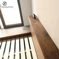 Nordisches Japanisches Massivholz-Tatami-Bodenbett Niedriges Modernes Minimalistisches Maßgefertigtes Hauptschlafzimmerbett