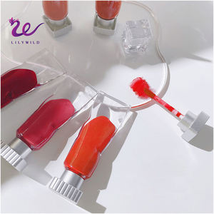 <span class=keywords><strong>Gloss</strong></span> pour les lèvres votre propre teinte unique très pigmentée pour les lèvres et les joues vegan <span class=keywords><strong>pailleté</strong></span> de haute qualité vegan <span class=keywords><strong>gloss</strong></span> pour les lèvres repulpant - Product Image 1