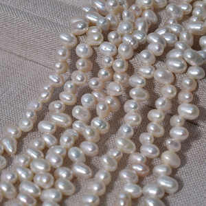 Perlas de Agua Dulce Barrocas Hechas a Mano, 1027 Unidades, Fuerte Brillo, Aproximadamente 4-5 mm, Blancas, Rosas y de Colores, Perlas Sueltas Tipo Arroz - Product Image 3