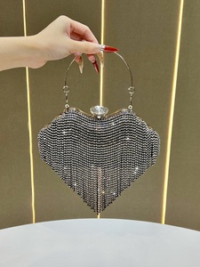 Pochette <span class=keywords><strong>à</strong></span> franges en cristal 2026 pour femme, sac de soirée élégant <span class=keywords><strong>à</strong></span> pompons, sac <span class=keywords><strong>à</strong></span> chaîne orné de diamants, sac <span class=keywords><strong>à</strong></span> main perlé et orné de strass - Product Image 6