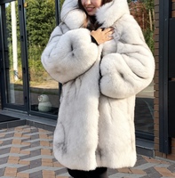 Manteau en fourrure de renard bleu véritable avec capuche, panneaux rayés verticalement à pointes argentées, devant ouvert, col large, manteau épais et moelleux pour femmes