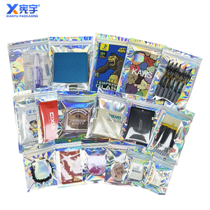 Sac en mylar transparent à logo personnalisé avec un côté holographique au laser Sac à fermeture éclair latérale à 3 joints en feuille d'aluminium étanche à l'humidité pour les petites entreprises - Product Image 5