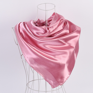 Vente en gros Nouveau 90*90 Malaisie Solide Couleur Satin carré Musulman Foulard en Soie pour Femmes Monochrome Pas Cher Hijab Autres Foulards - Product Image 6