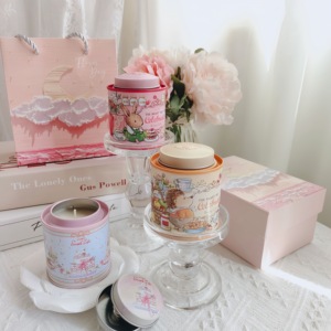 Bougie parfumée en fer forgé à la française pour la décoration de chambre de style forêt, cadeau d'anniversaire pour filles, <span class=keywords><strong>coffret</strong></span> cadeau souvenir - Product Image 1
