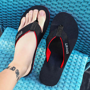 Prix d'usine – Tongs antidérapantes pour hommes grandes tailles, légères, respirantes, résistantes à l'usure, tendance été - Product Image 1