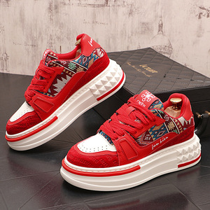 Chaussures en toile imprimées de marque pour hommes, nouveau style printemps 2026, empeigne en cuir de vachette, semelle épaisse confortable, effet plateforme rehaussante - Product Image 1