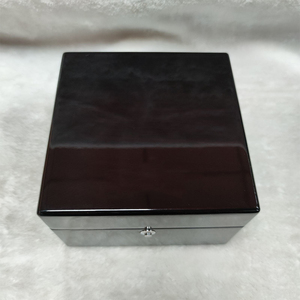 Premium Wooden <b>Watch</b> Box with Lock, Complete Gift <b>Set</b> with Outer Box, Paper Bag & All Accessories - Product Image 4