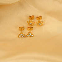 Anting-anting kancing wanita grosir OEM custom, baja tahan karat, bentuk hati bunga berongga, zircon berkualitas tinggi, pita