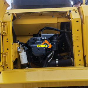 Excavatrice Komatsu PC220-7 d'occasion, équipement de terrassement en bon état, compatible avec les modèles Komatsu PC220, PC210, PC240, PC220-8 - Product Image 3