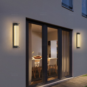 Applique murale extérieure LED en alliage d'aluminium, blanc chaud 3500K, angle de faisceau 20 degrés, étanche, pour jardin, intensité variable, garantie 10 ans - Product Image 4