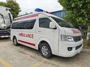 Nueva Ambulancia Foton con Techo Reforzado para Transporte de Pacientes en UCI, Ambulancia de Traslado Médico - Product Image 1
