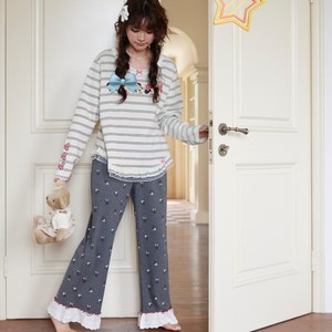 Conjunto de <span class=keywords><strong>Pijama</strong></span> de Otoño <span class=keywords><strong>Invierno</strong></span> para <span class=keywords><strong>Mujer</strong></span>, Diseño de <span class=keywords><strong>Mickey</strong></span> Mouse a Rayas, Manga Larga y Pantalones Largos, Apto para Usar en Casa o como Ropa Exterior - Product Image 1